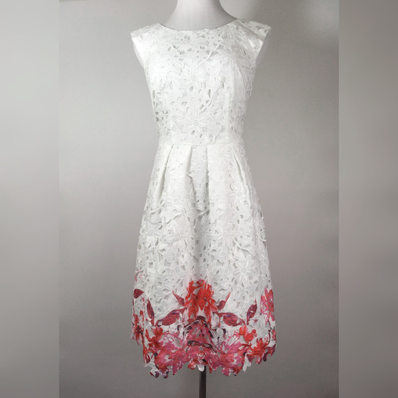 ModCloth Dresses & Skirts - NWOT Modcloth Flirty for Eternity lace dress